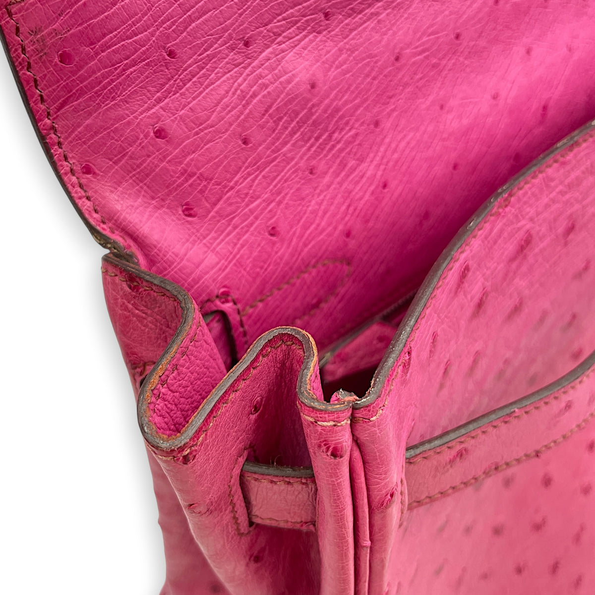 Kelly 32 Fuchsia in Ostrich Palladium hardware
