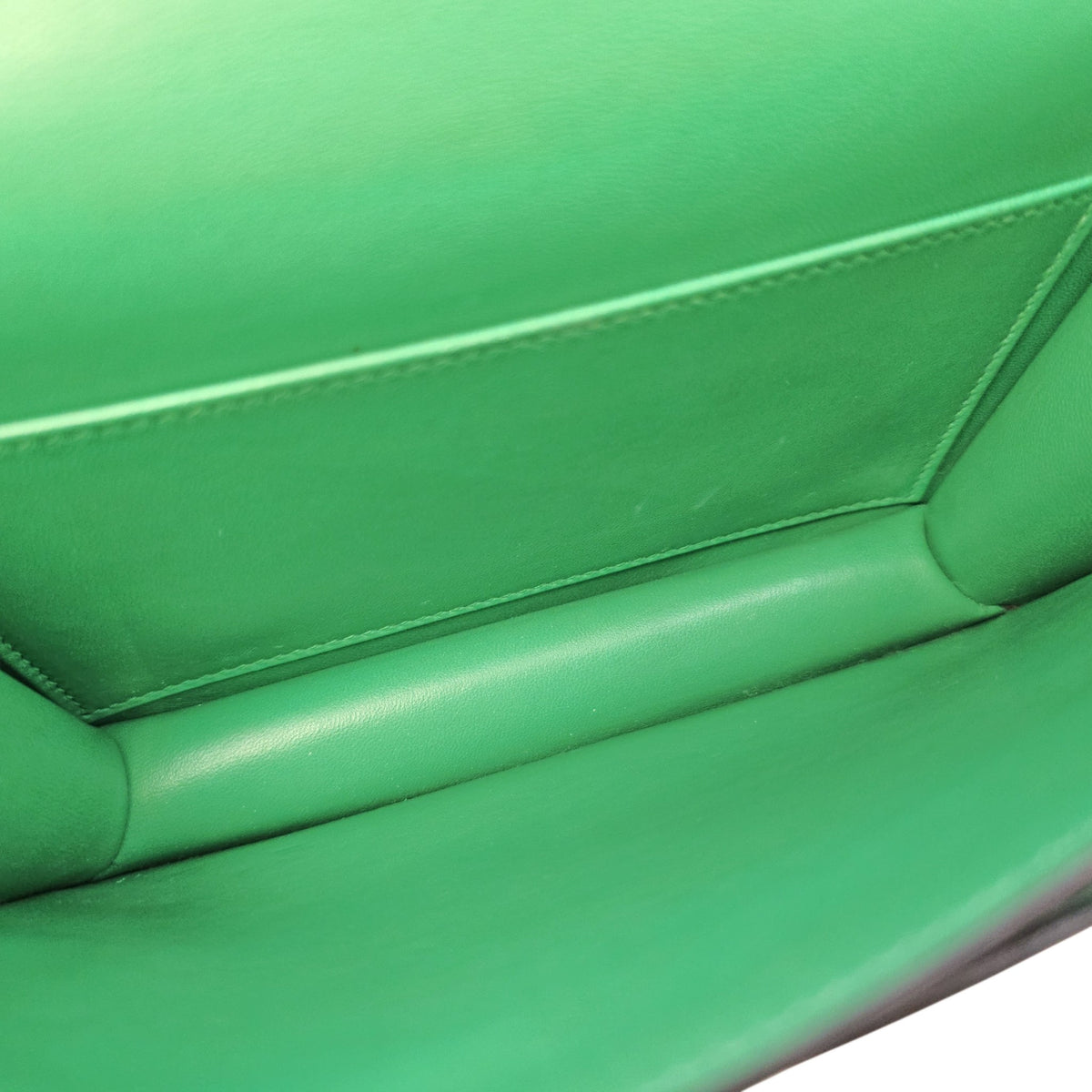 Constance 18 Blue Paon in Epsom Lacquered Metal hardware