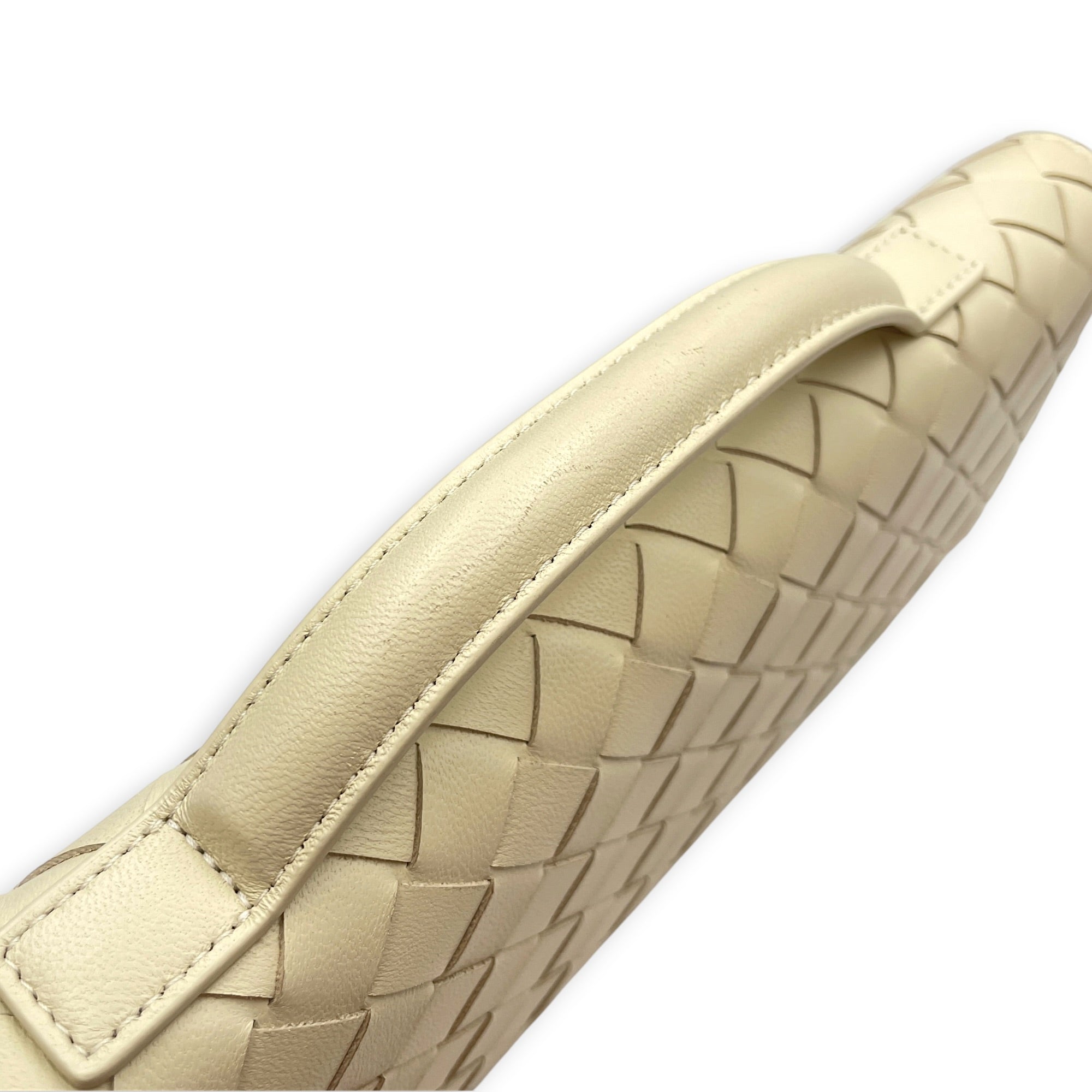 Andiamo Chalk Clutch in Lambskin Gold hardware