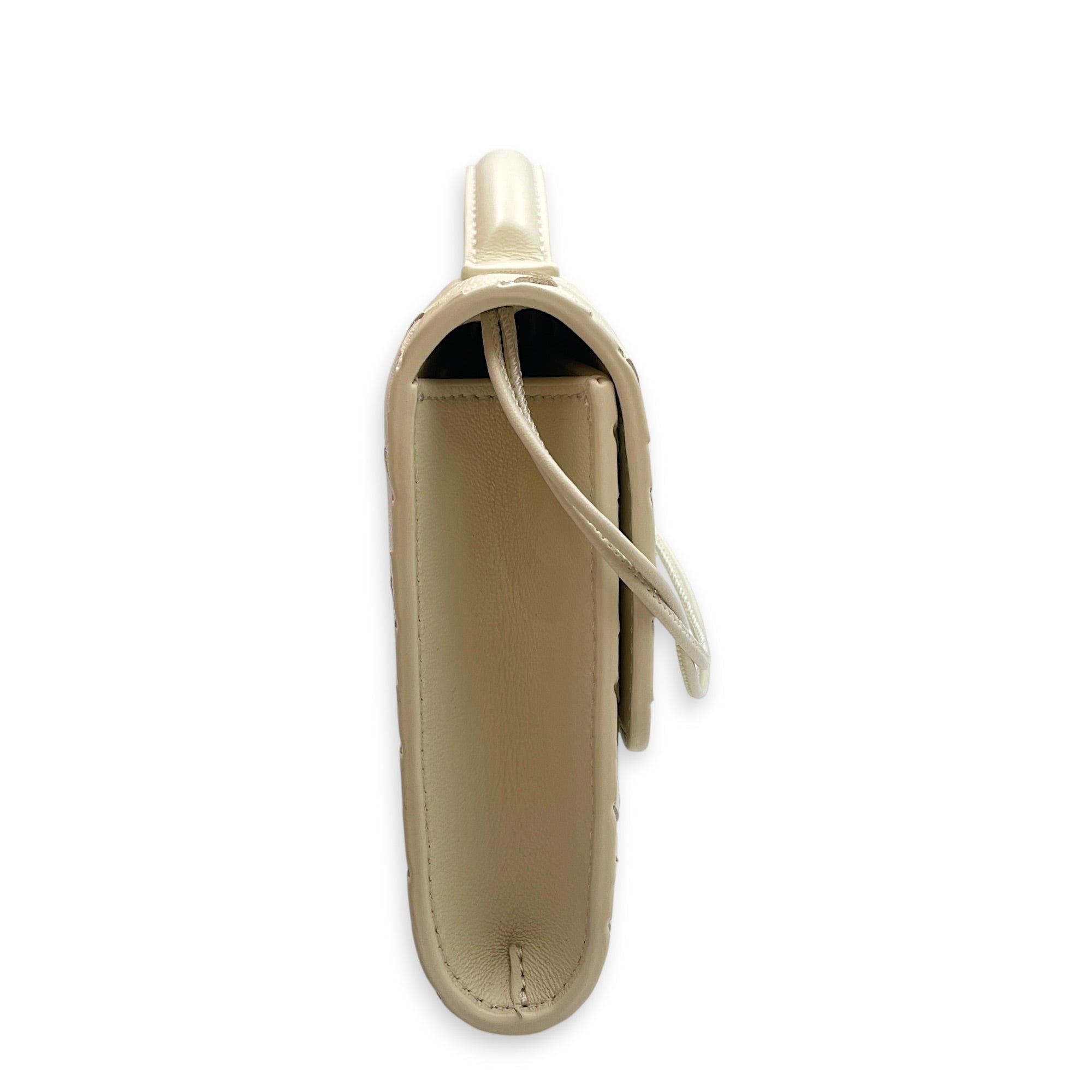 Andiamo Chalk Clutch in Lambskin Gold hardware