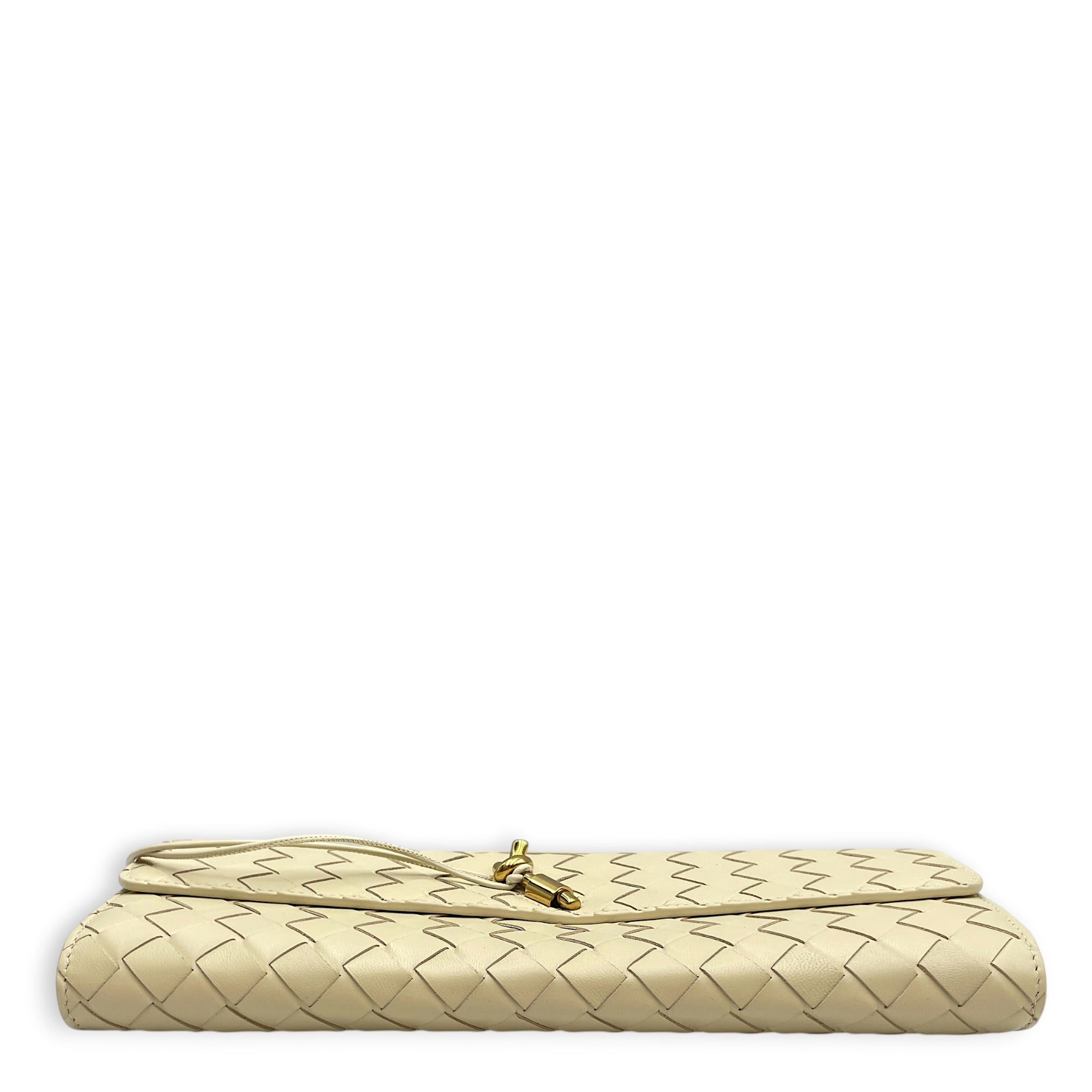 Andiamo Chalk Clutch in Lambskin Gold hardware