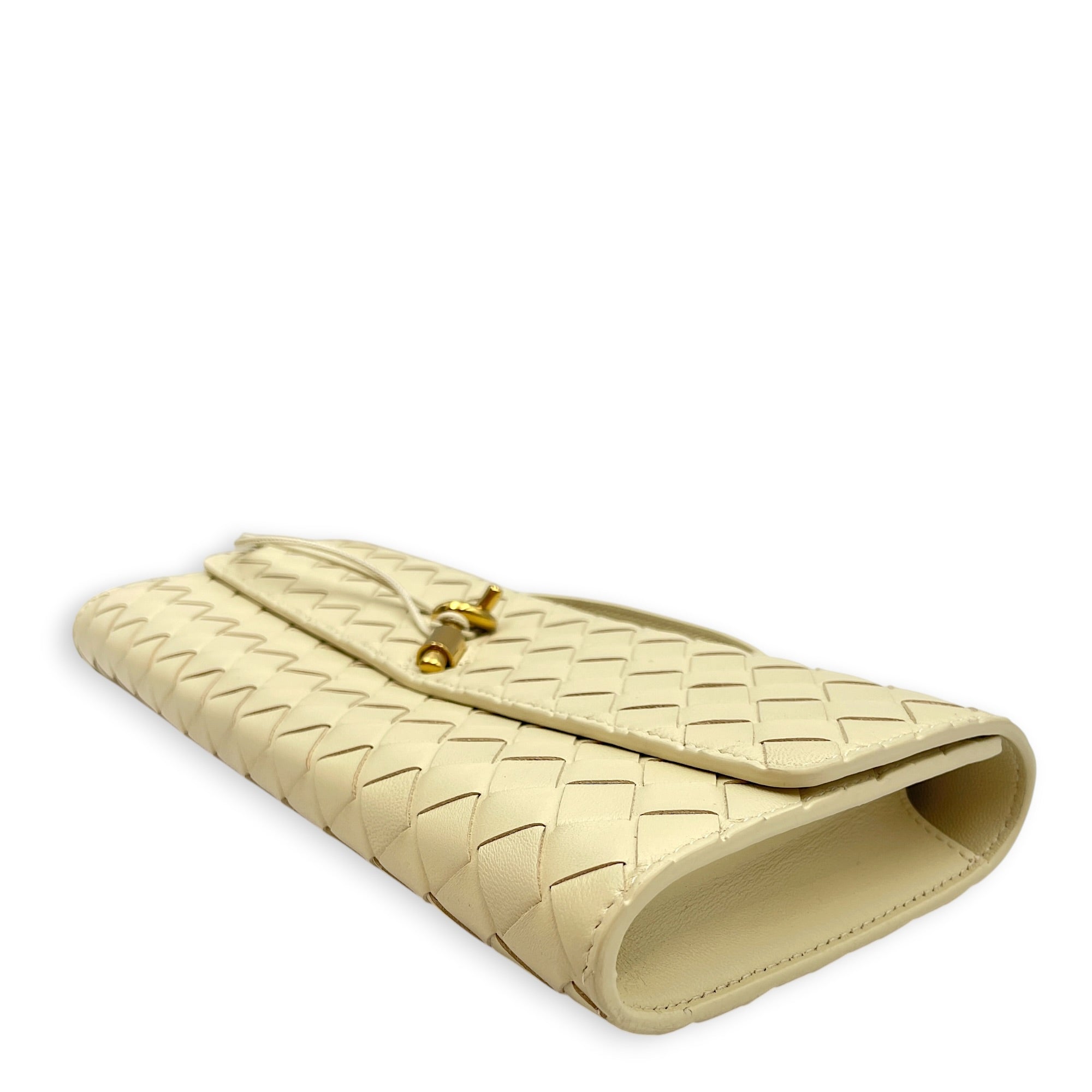 Andiamo Chalk Clutch in Lambskin Gold hardware