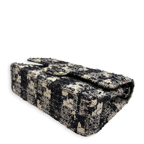 Classic White/Black Shoulder Bag in Tweed Silver hardware