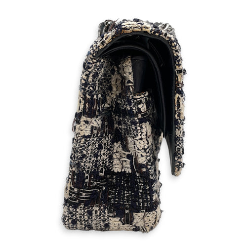 Classic White/Black Shoulder Bag in Tweed Silver hardware