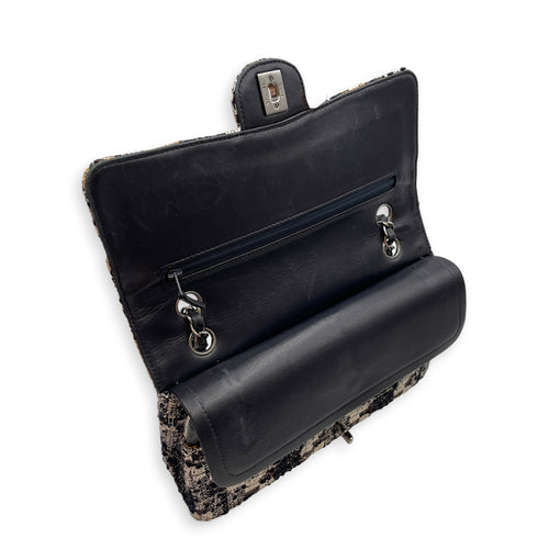 Classic White/Black Shoulder Bag in Tweed Silver hardware