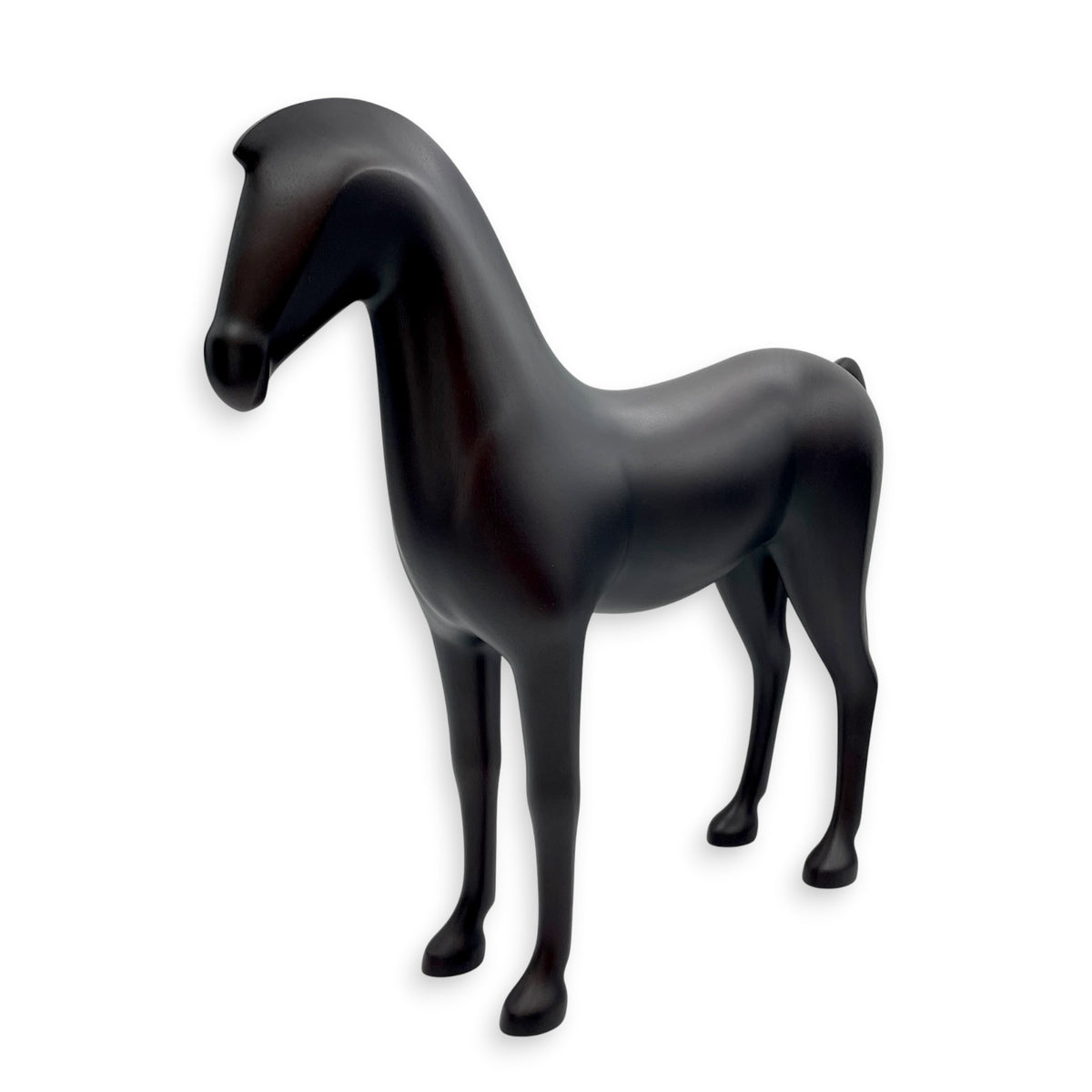 Arion Sculpture Acajou Ebenise Display