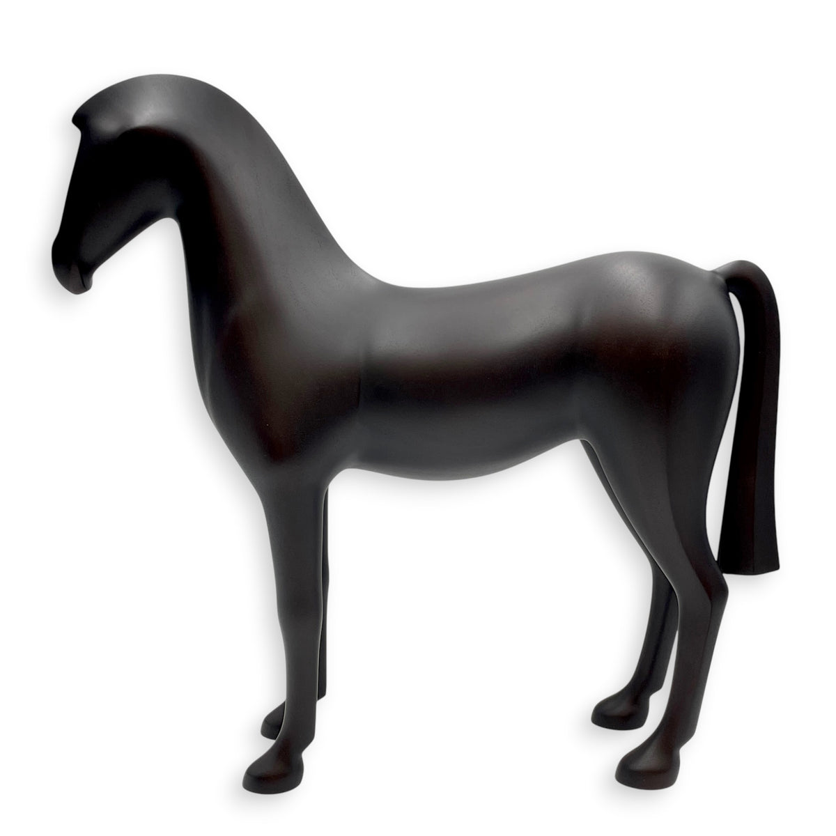 Arion Sculpture Acajou Ebenise Display