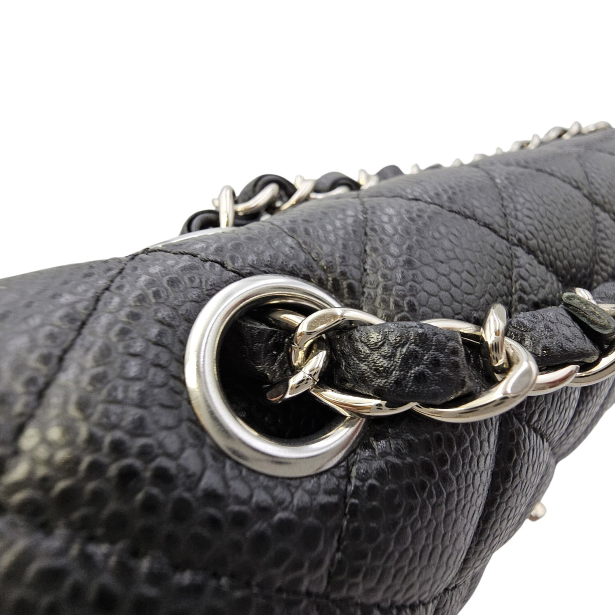 Classic Medium Black Shoulder Bag in Caviar Leather Silver hardware