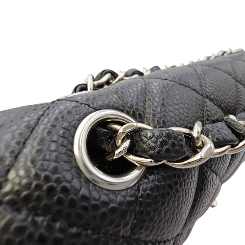 Classic Medium Black Shoulder Bag in Caviar Leather Silver hardware