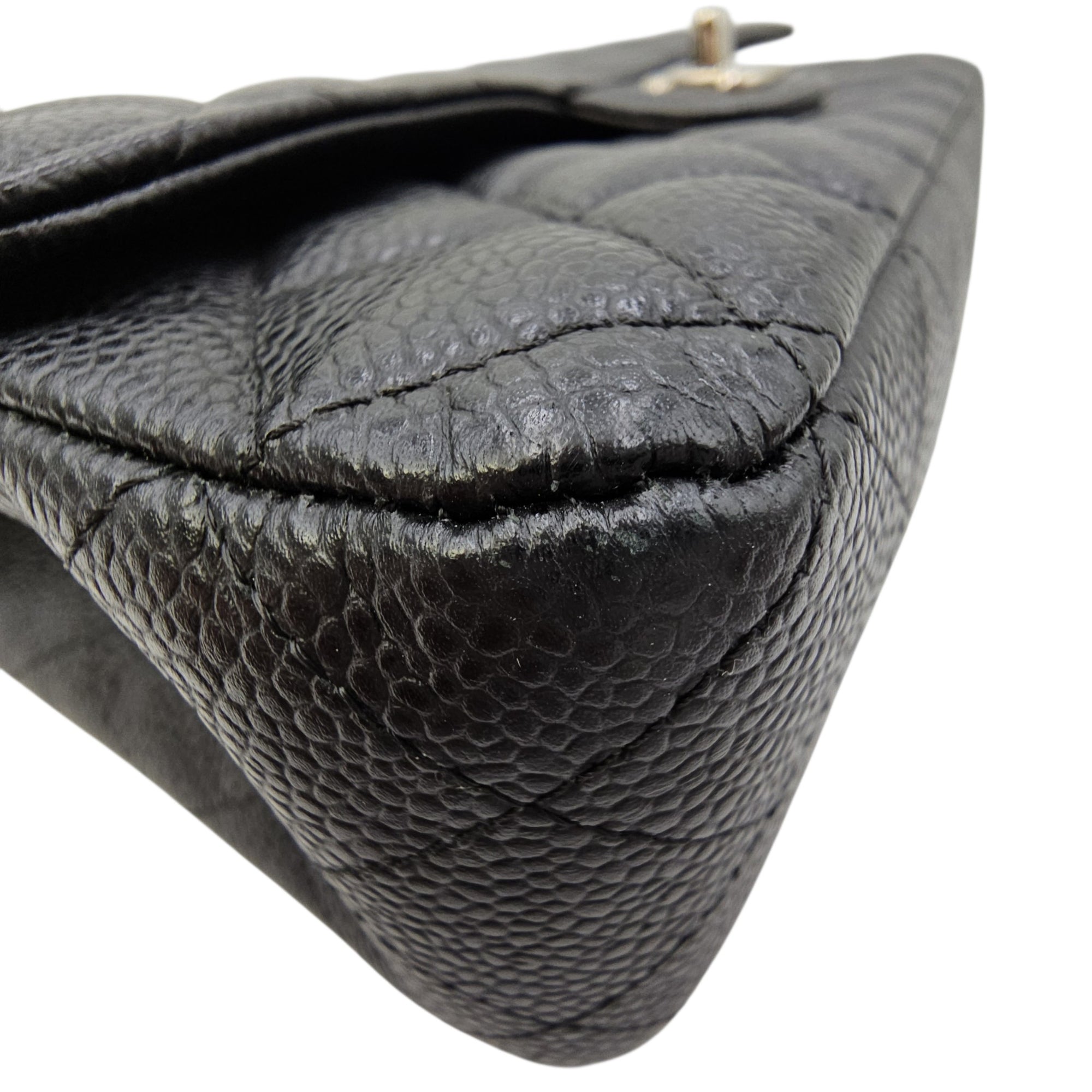 Classic Medium Black Shoulder Bag in Caviar Leather Silver hardware
