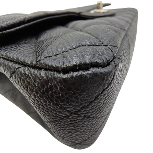 Classic Medium Black Shoulder Bag in Caviar Leather Silver hardware