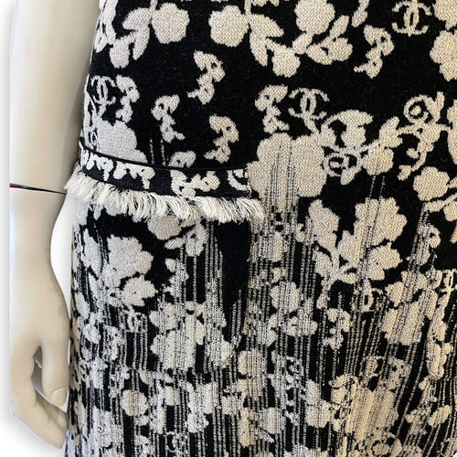 2014C Singapore Floral Jacquard Knit Mini Dress  38 Multi-colour Ready-To-Wear in Cotton  Resin hardware