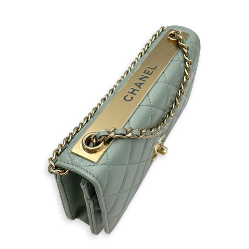 Trendy CC Light Grey Wallet On Chain in Lambskin Gold hardware