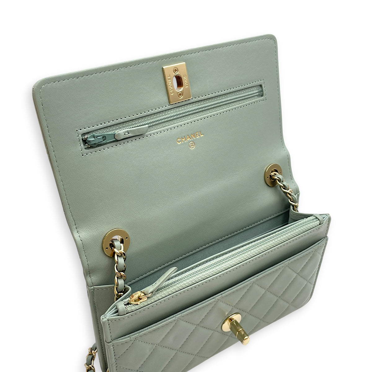 Trendy CC Light Grey Wallet On Chain in Lambskin Gold hardware