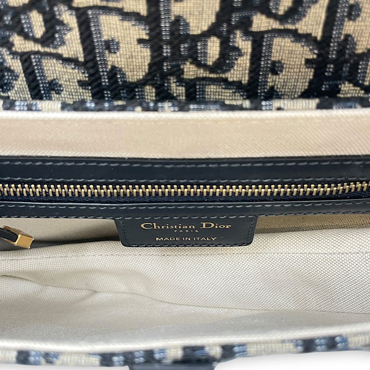 Saddle Medium Navy Blue Dior Oblique Shoulder Bag in Canvas Gold hardware