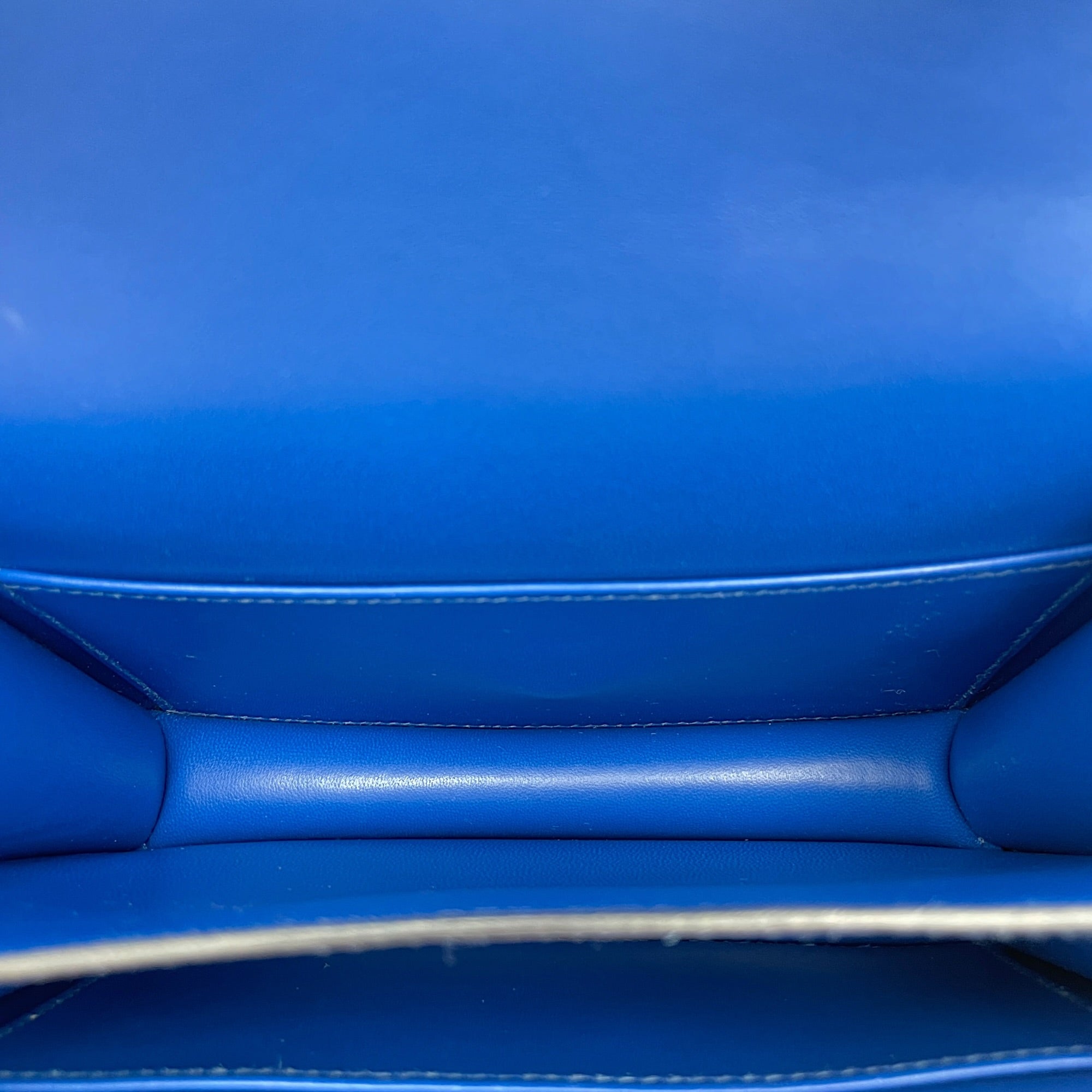 Constance 18 Blue France/Blue Saphir in Epsom Palladium hardware