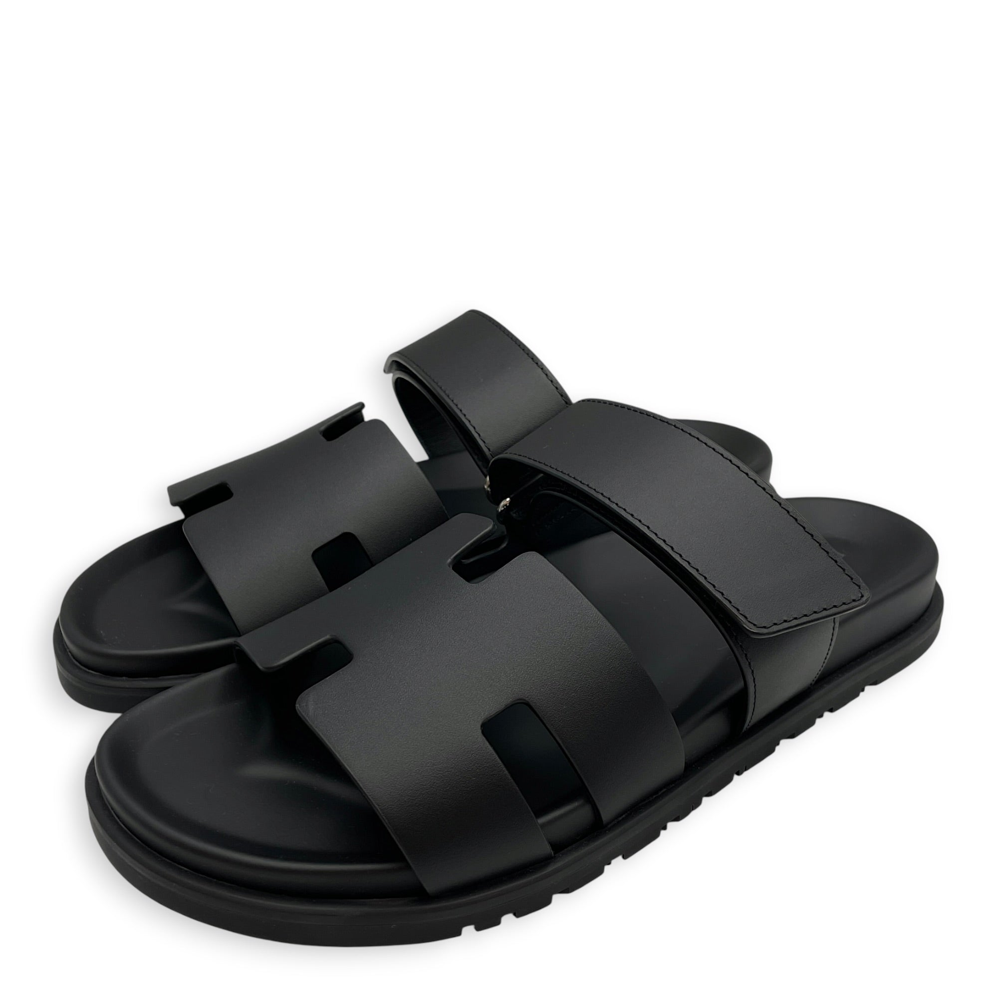 Chypre 42 Noir Sandals in Calfskin