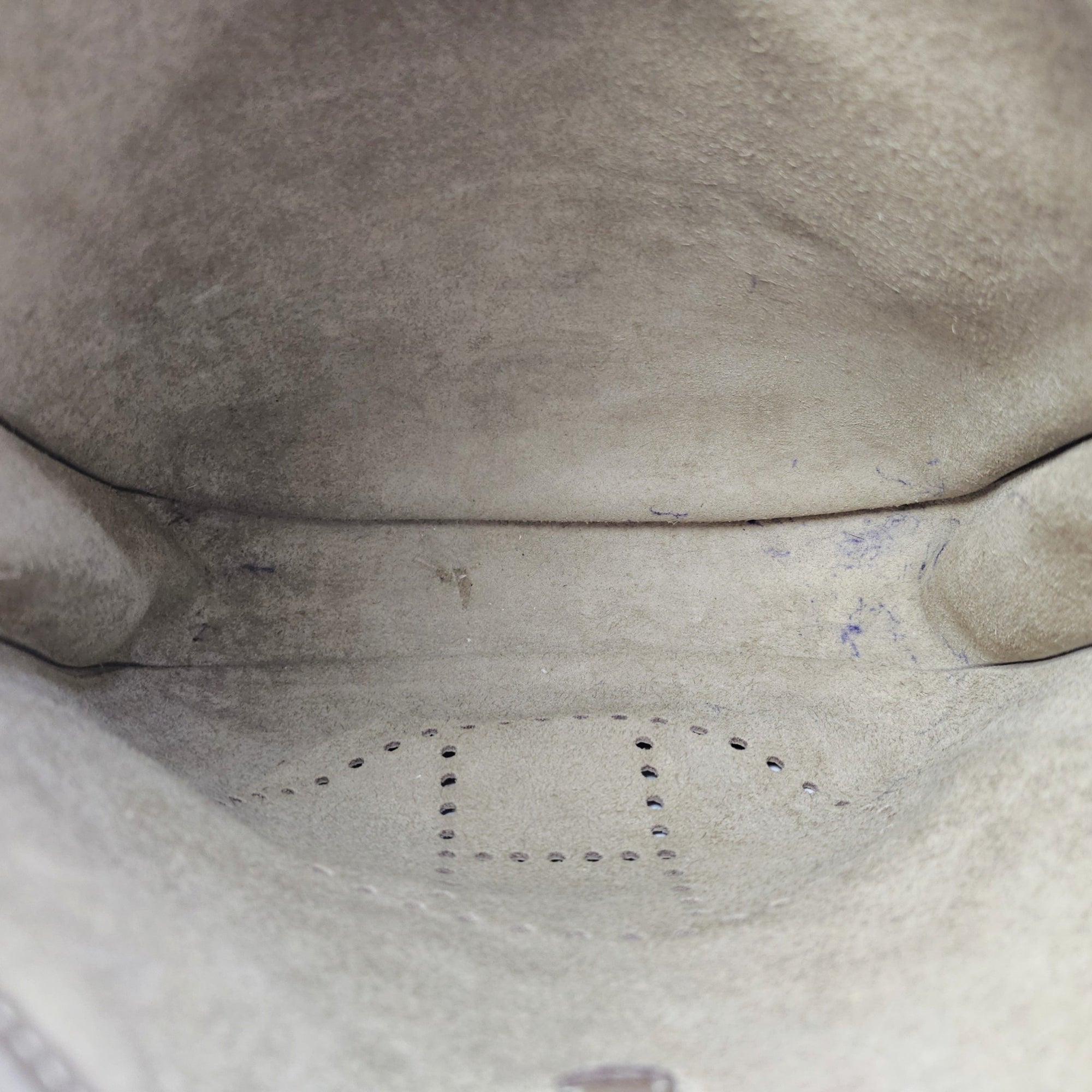 Evelyne 33 Etoupe in Clemence Palladium hardware
