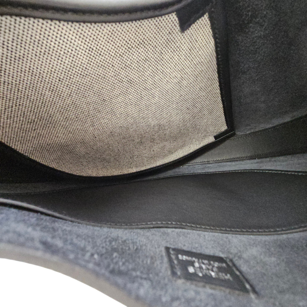 Arcon Slim  Noir in Togo/Swift Palladium hardware