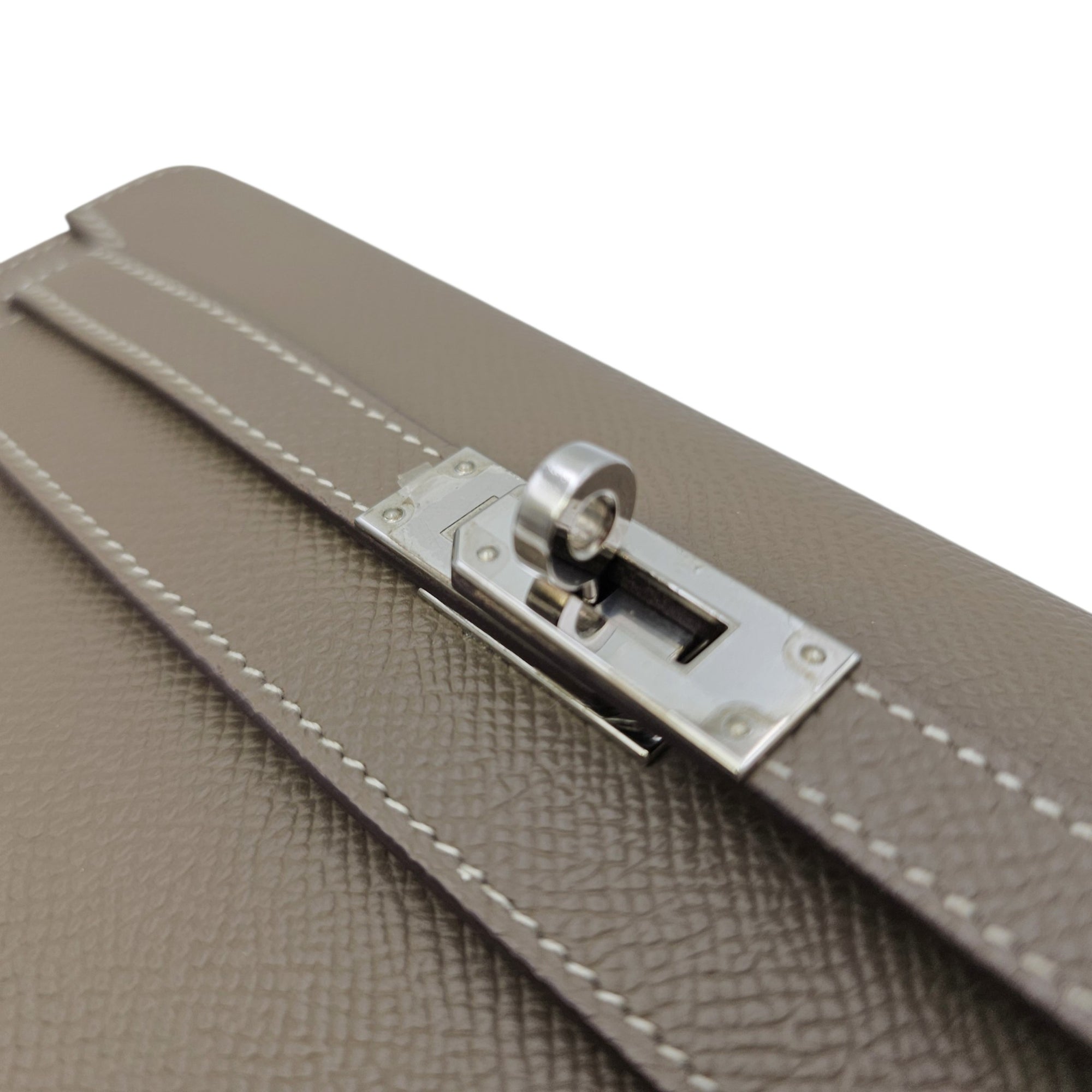 Kelly To Go  Étoupe Wallet in Epsom Palladium hardware