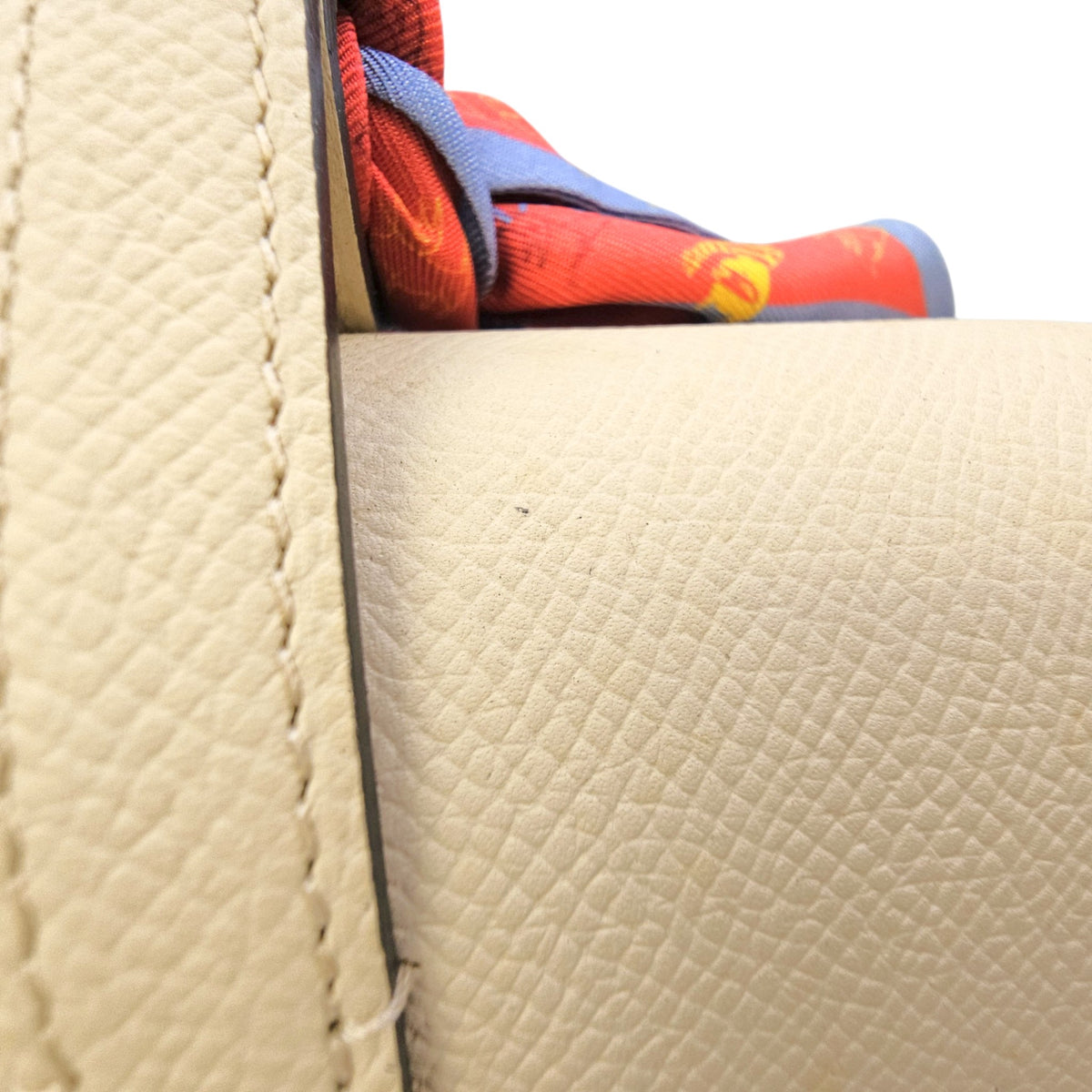 Madeleine Clutch PM Beige Clutch in Calfskin Silver hardware