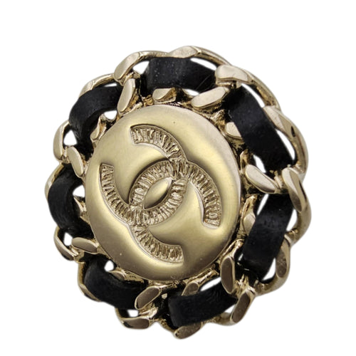 CC Logo Stud  Black Earrings in Calfskin Gold hardware
