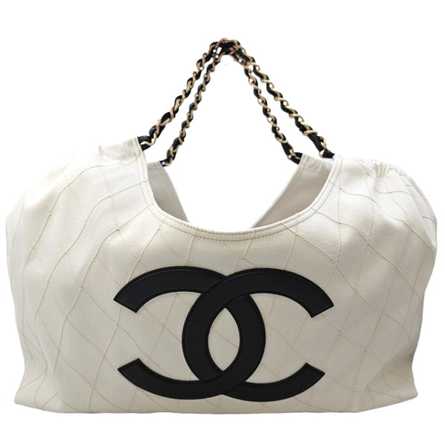 Shopping  Large White Shoulder Bag in Canvas Gold hardware