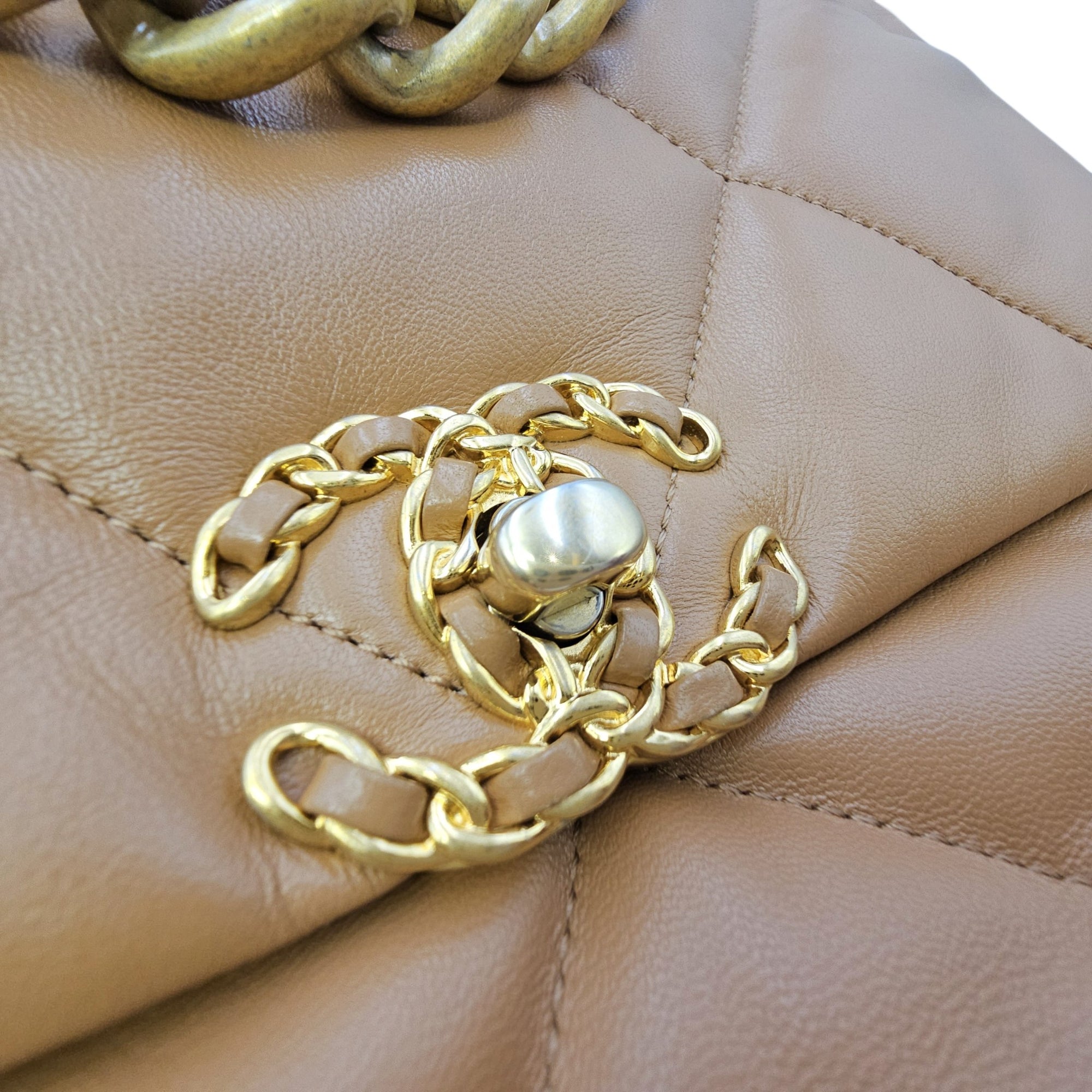 C19 Large Caramel Shoulder Bag in Goat Leather Mixed hardware