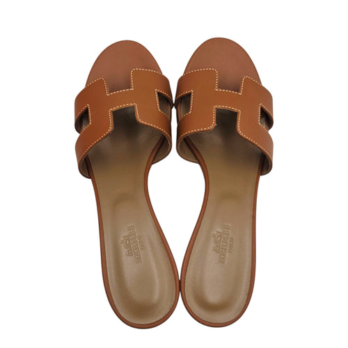 Oasis 37 Gold Sandals in Calfskin