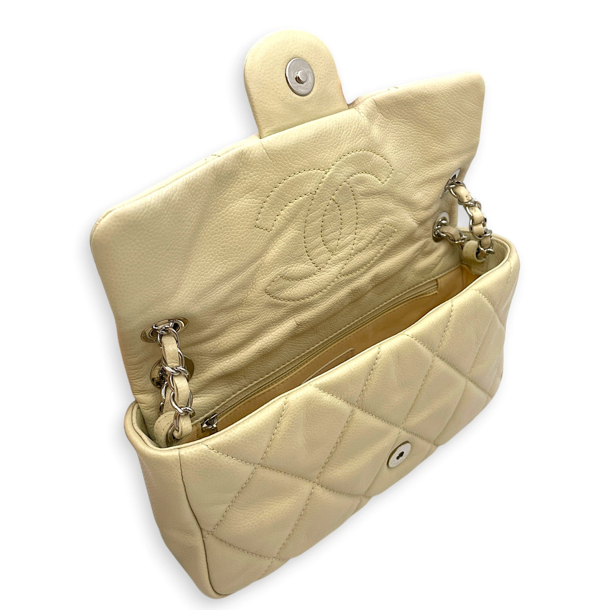 Nature Flap  Small White Shoulder Bag in Caviar Leather Silver hardware
