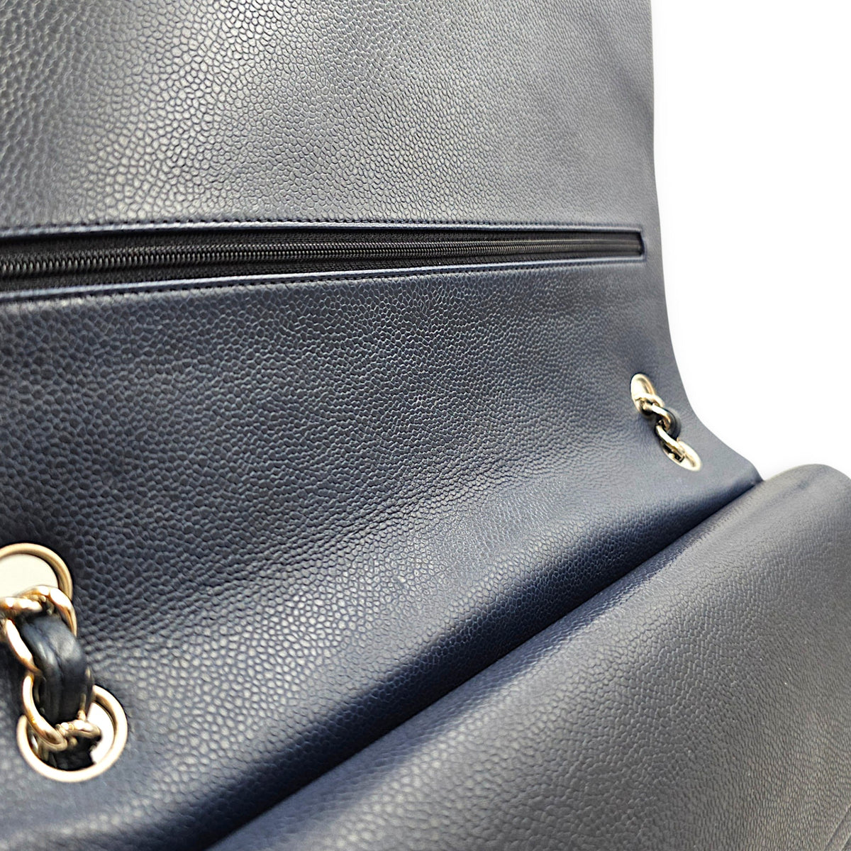Classic (Double Flap) Maxi Navy Blue Shoulder Bag in Caviar Leather Silver hardware
