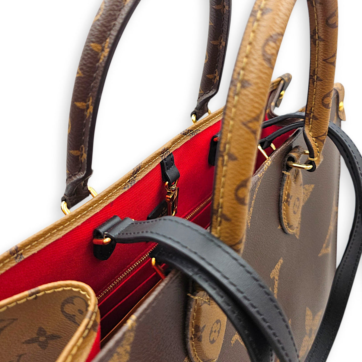 OnTheGo MM Brown Tote Bag in Monogram Coated Canvas Gold hardware