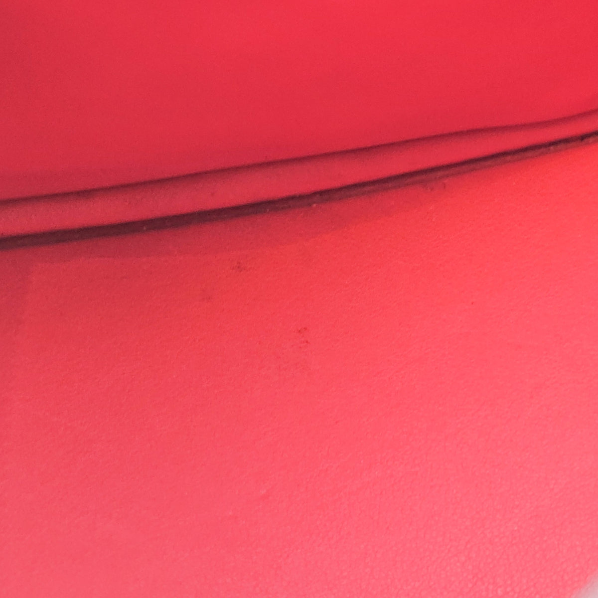 Lindy Mini Rouge de Coeur in Clemence Gold hardware