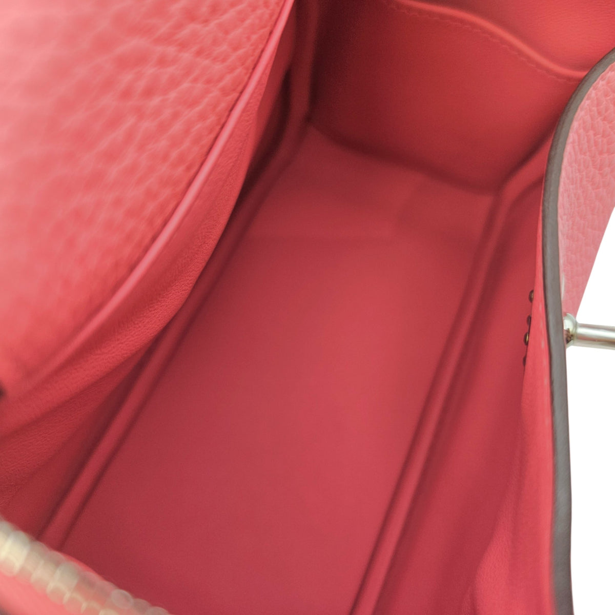 Lindy II Mini Rose Azalee in Clemence Palladium hardware