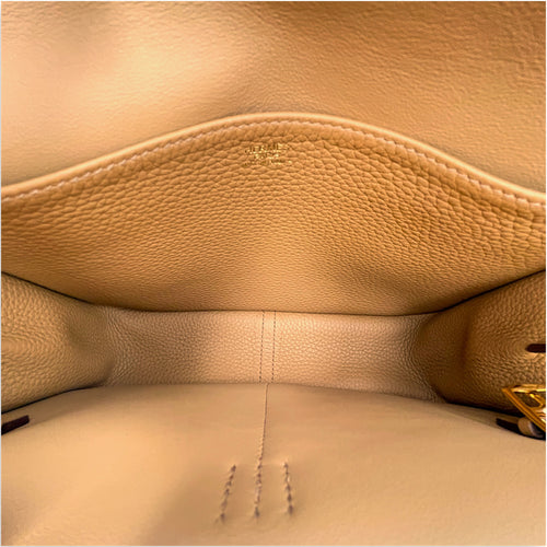 Halzan 25 Biscuit in Clemence Gold hardware
