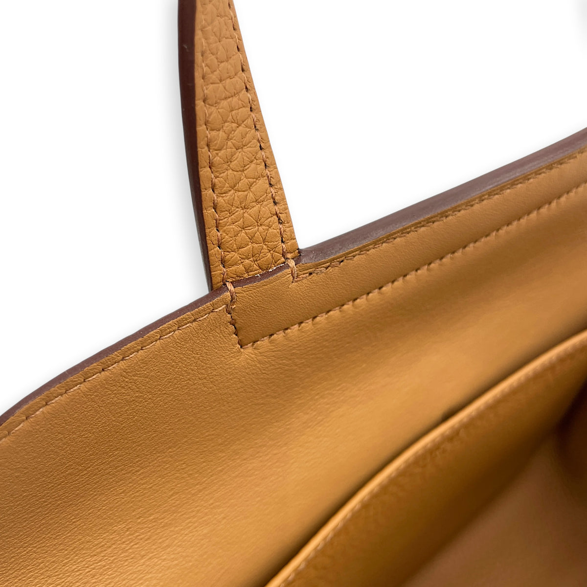 Halzan 25 Biscuit in Clemence Gold hardware