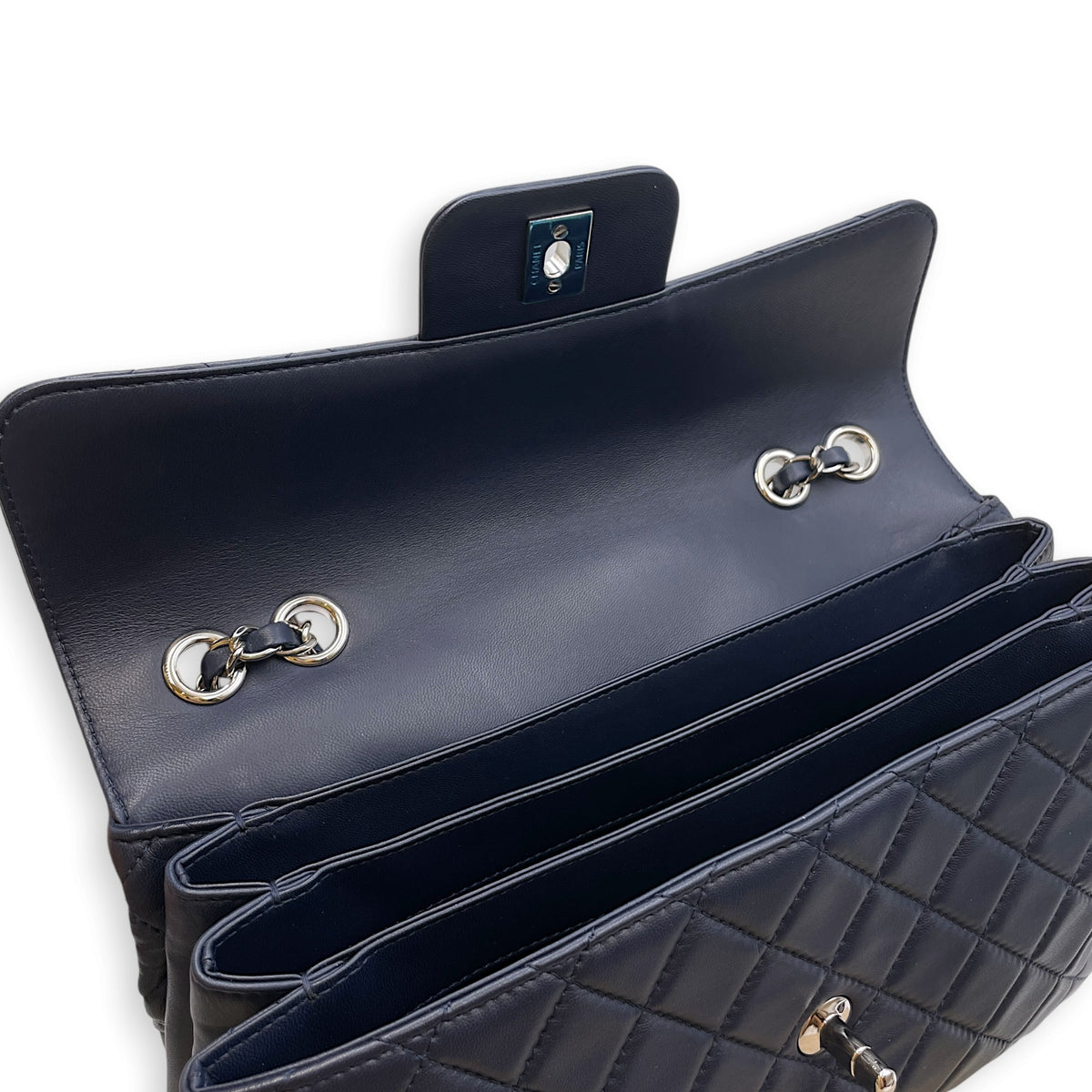 Seasonal Flap  30 Navy Blue Shoulder Bag in Lambskin Silver hardware