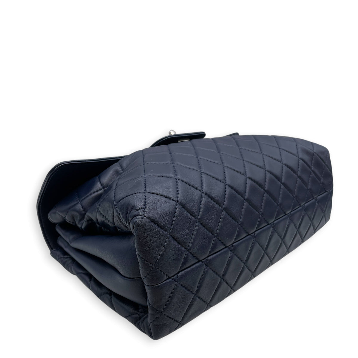 Seasonal Flap  30 Navy Blue Shoulder Bag in Lambskin Silver hardware