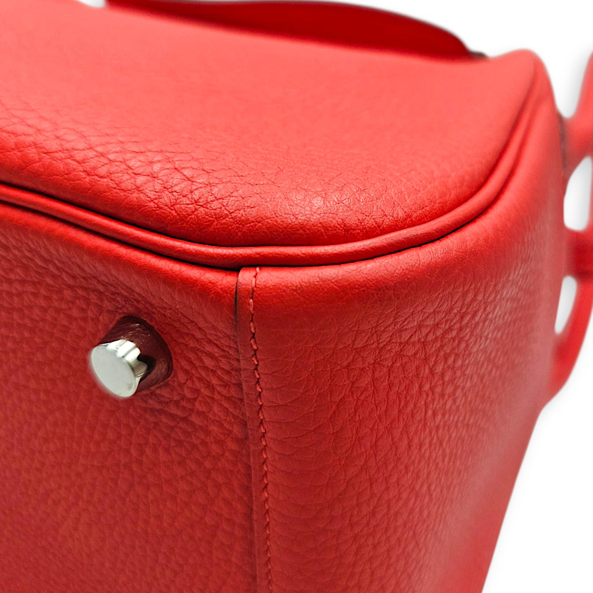 Lindy 26 Rouge Pivoine in Clemence Palladium hardware