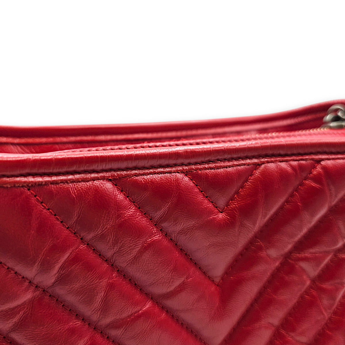 Gabrielle Small Red Shoulder Bag in Calfskin Mixed hardware