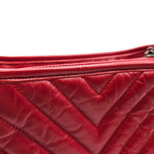 Gabrielle Small Red Shoulder Bag in Calfskin Mixed hardware