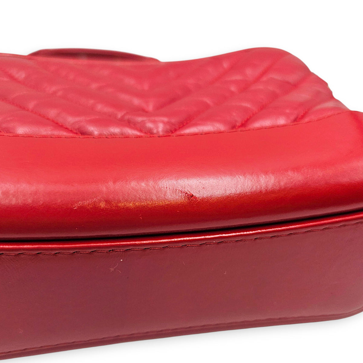 Gabrielle Small Red Shoulder Bag in Calfskin Mixed hardware