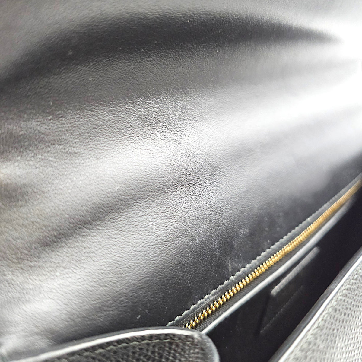 30 Montaigne Medium Black Shoulder Bag in Calfskin Gold hardware