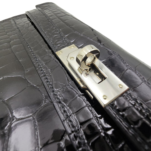 Kelly To Go  Noir Wallet in Shiny Alligator Palladium hardware