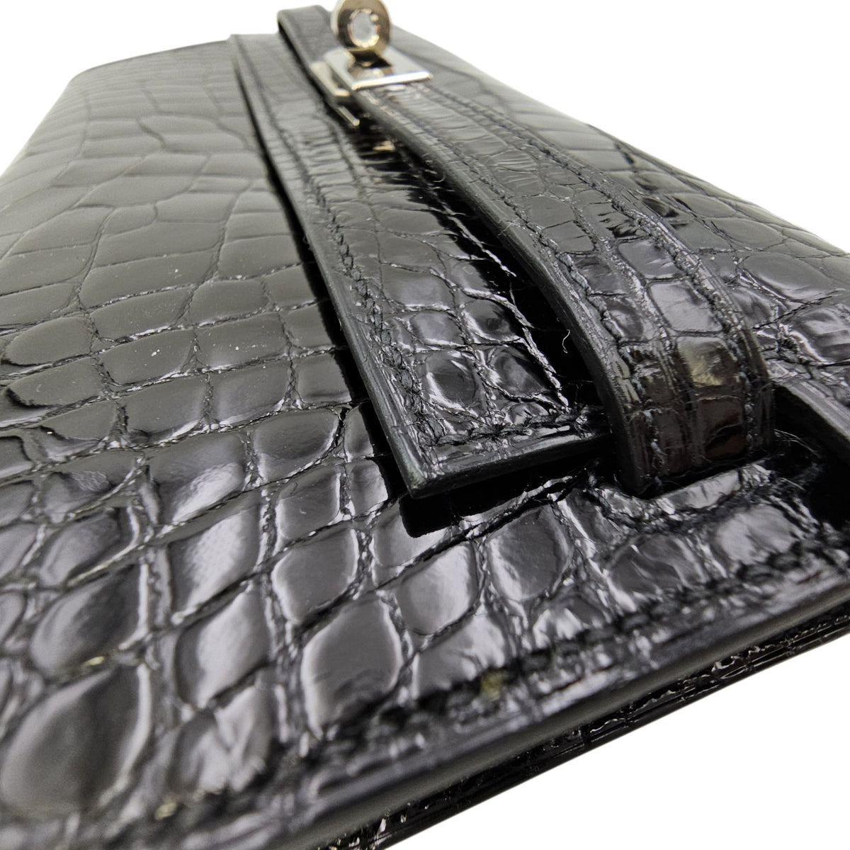 Kelly To Go  Noir Wallet in Shiny Alligator Palladium hardware
