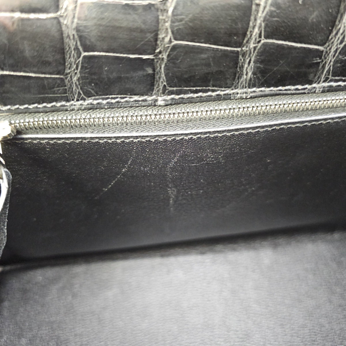 Sellier Kelly 32 Noir in Shiny Alligator Palladium hardware