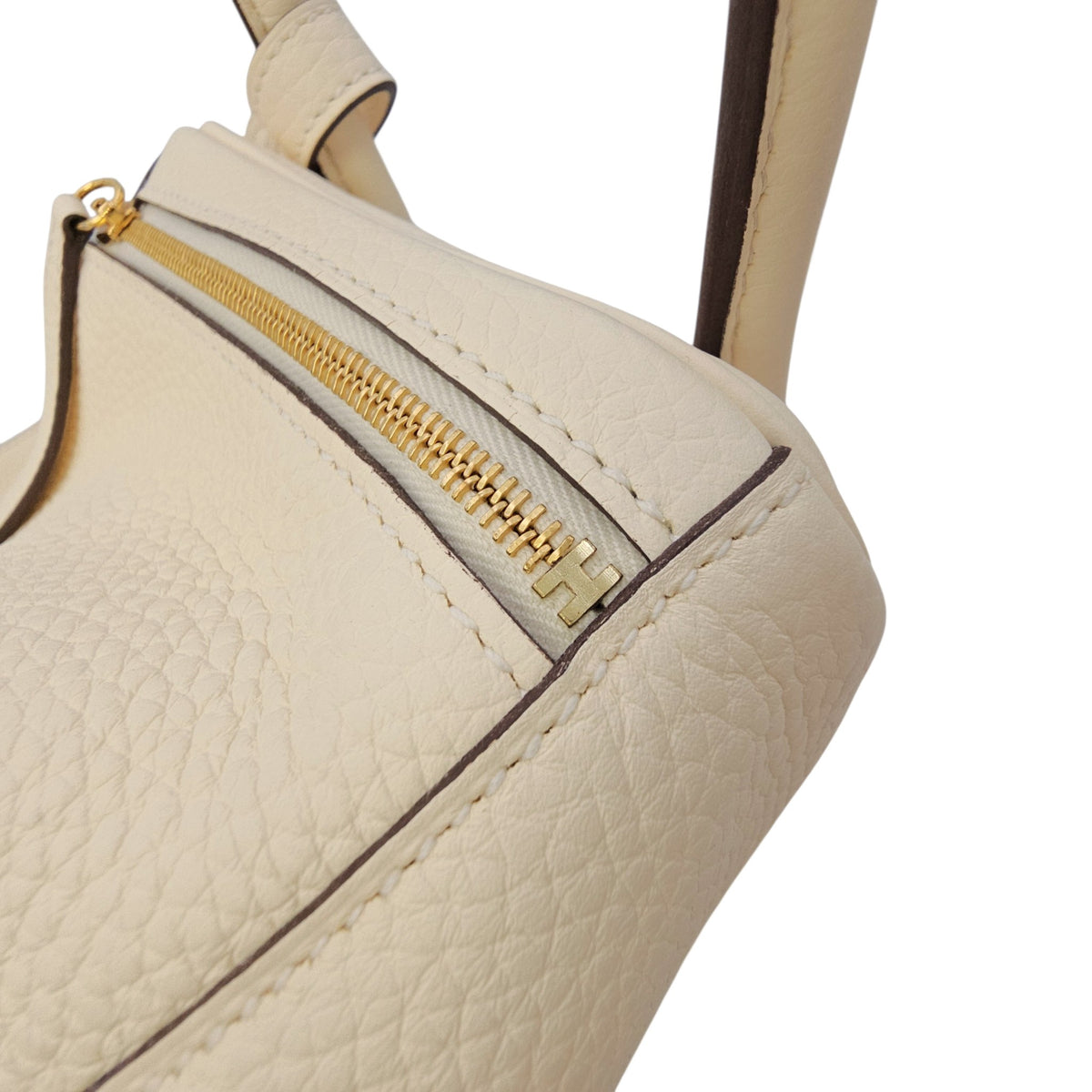 Lindy 26 Nata in Clemence Gold hardware