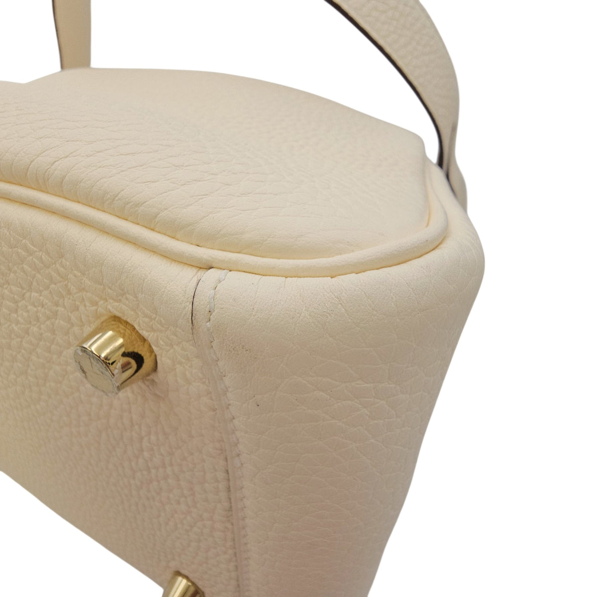 Lindy 26 Nata in Clemence Gold hardware