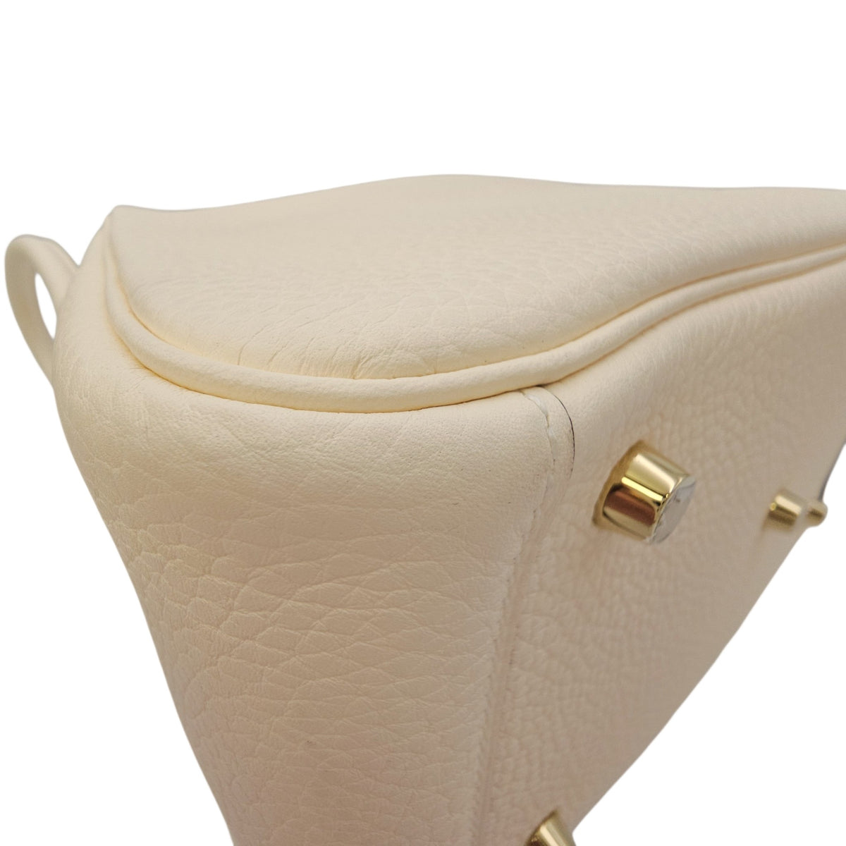 Lindy 26 Nata in Clemence Gold hardware
