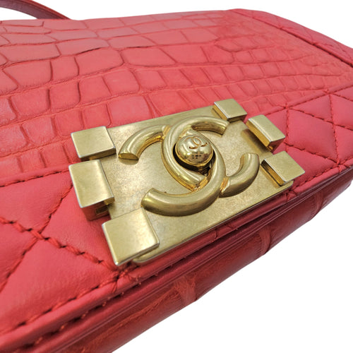 Boy Large Red Shoulder Bag Gold hardware